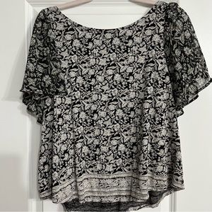 Lucky Brand Blouse with flutter sleeve
